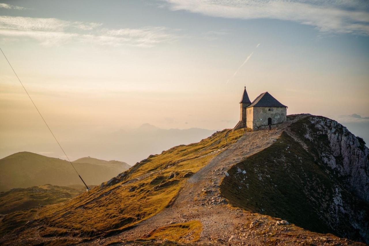 Seecamping Berghof - Mobilheime Landskron Ngoại thất bức ảnh