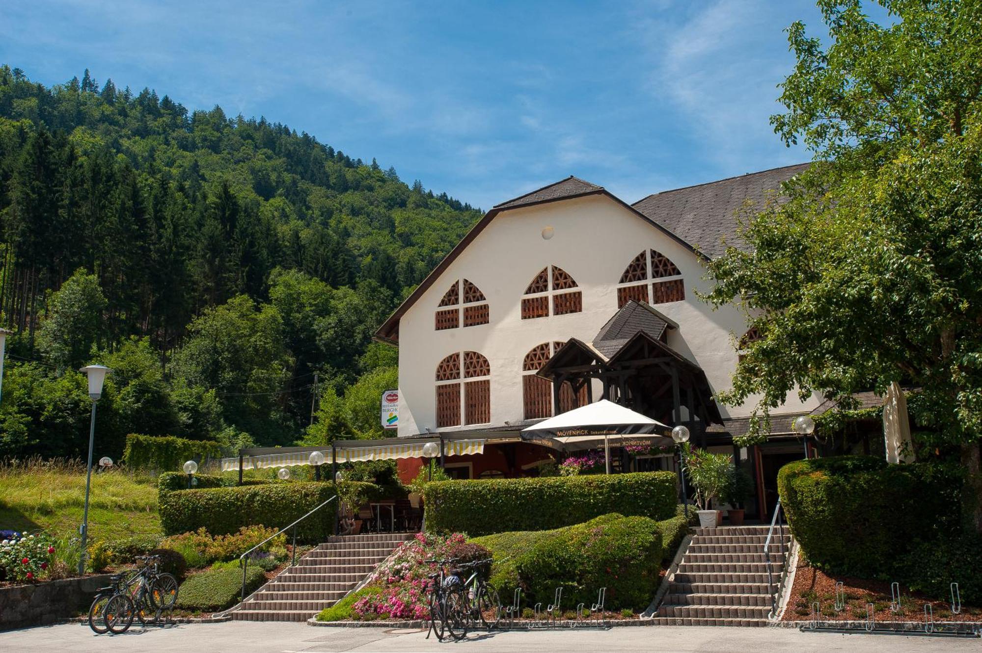 Seecamping Berghof - Mobilheime Landskron Ngoại thất bức ảnh